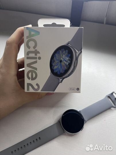 Смарт часы Samsung Active 2