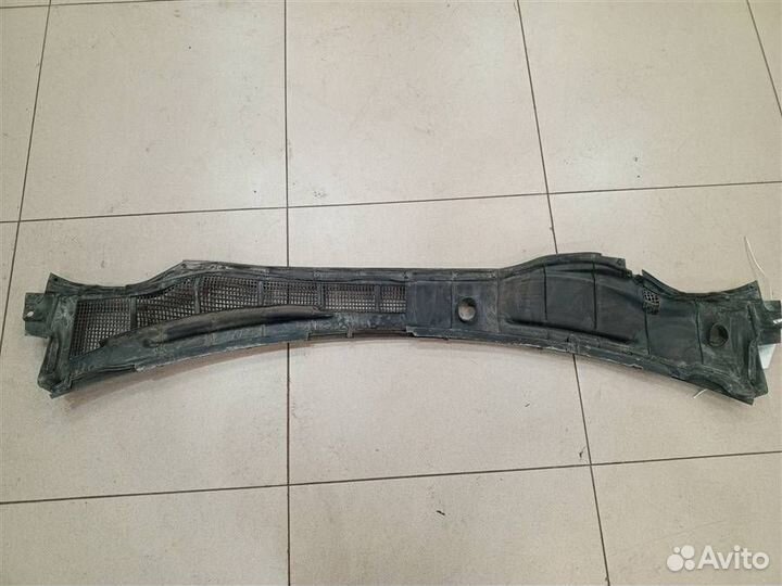 Решетка стеклоочистителя (жабо) Toyota Camry XV40