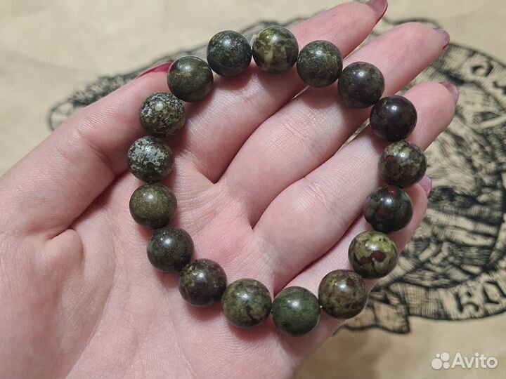 Браслеты из натуральных камней и минералов