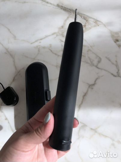 Электрическая зубная щетка philips