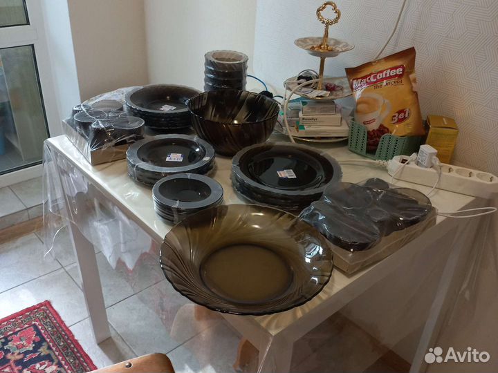 Набор чайной и столовой посуды