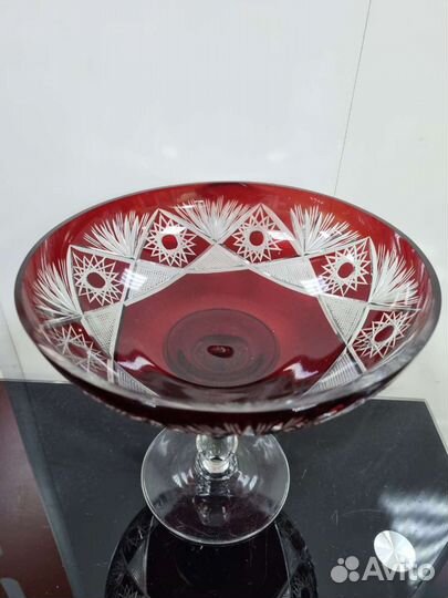 Ваза для фруктов цветной хрусталь (марганцевый). Е