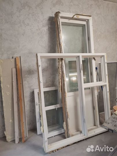 Деревянные рамы б/у окно и балконная дверь