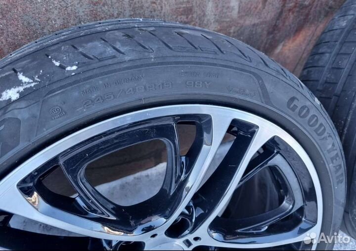 Goodyear  Eagle NCT 5 Eco 245/40 R19 и 275/35 R19