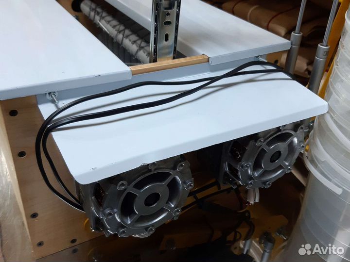 Распечатыватель медовых рамок 