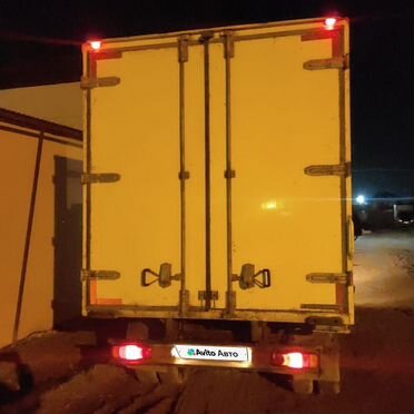 Промтоварный Nissan Cabstar, 2009