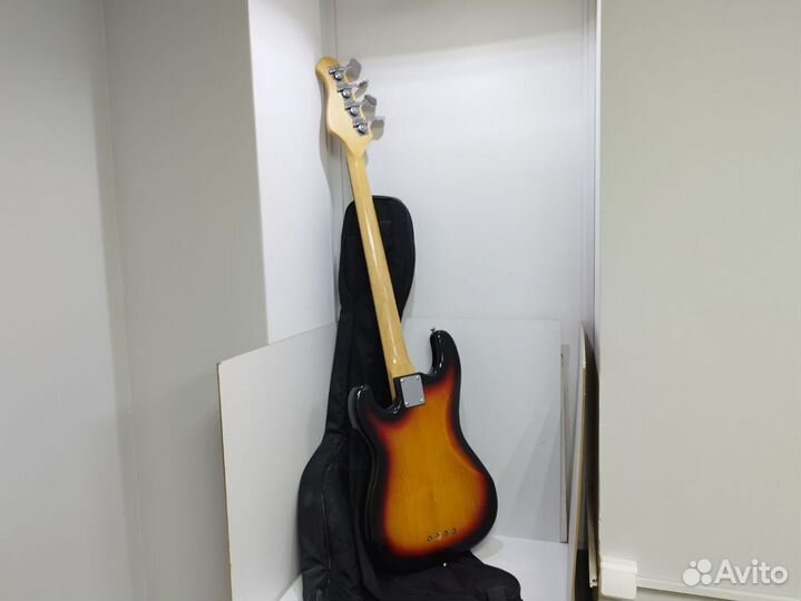 Электрогитара Crazzy RW-4204.421