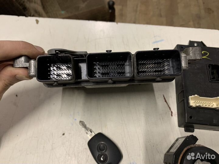 Блок управления двигателем Renault Duster 1.5 dci