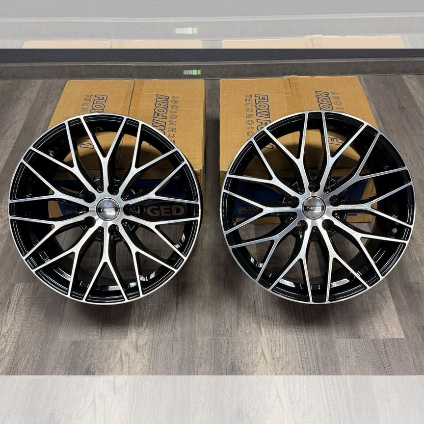 Литые диски Azev 8×R18 5×112