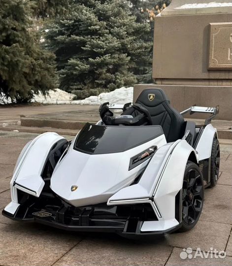 Электромобиль