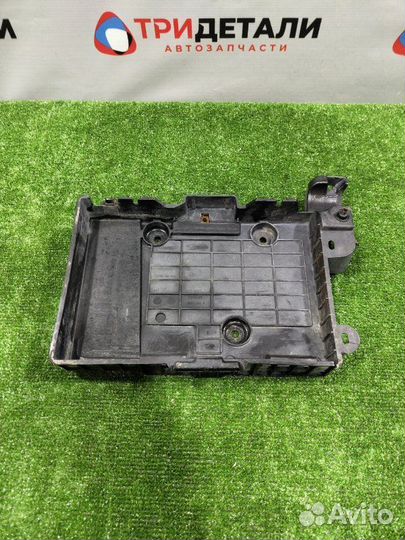 Подставка под аккумулятор Renault Megane универсал