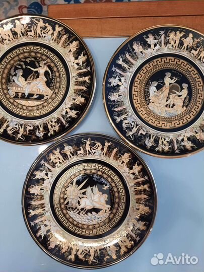 Фарфоровые тарелки, 11 штук, Греция