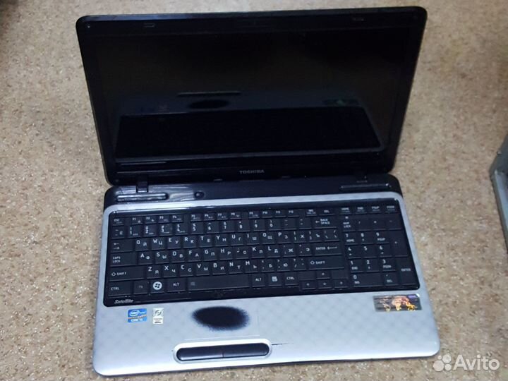 Ноутбук Toshiba L750D-112 разбор