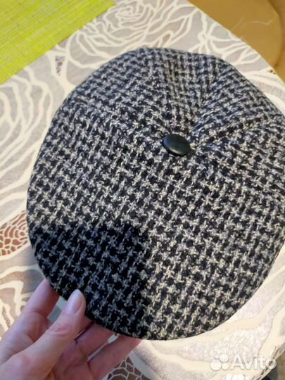 Мужская кепи отдаю