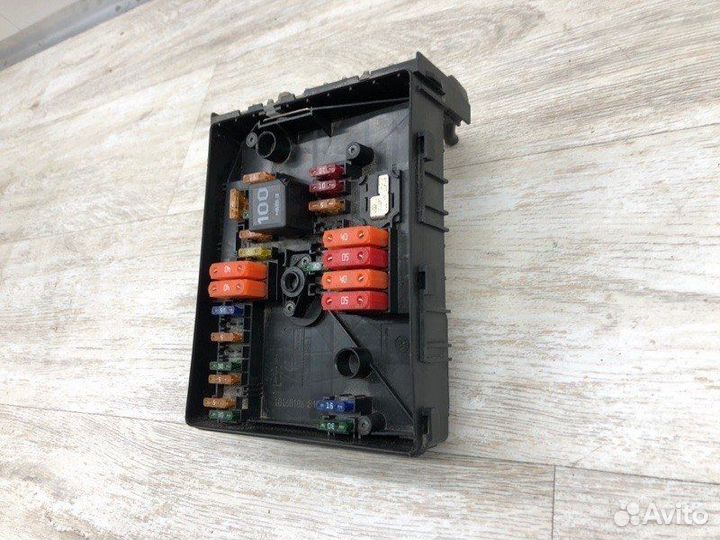 Блок предохранителей Volkswagen Touran минивэн BKC