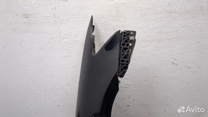 Крыло Lexus IS, 2010