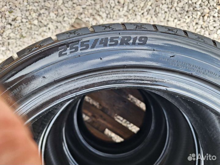 Centara Winter RX621 255/45 R19