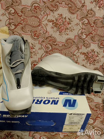 Лыжные ботинки классические 38,nordway