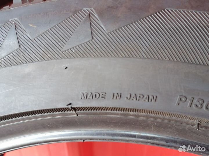 Bridgestone Blizzak Spike-01 255/45 R18