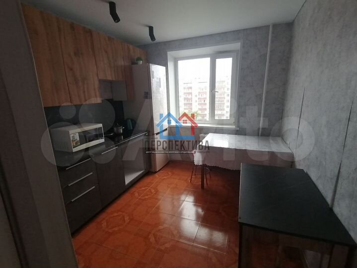 2-к. квартира, 50 м², 8/9 эт.