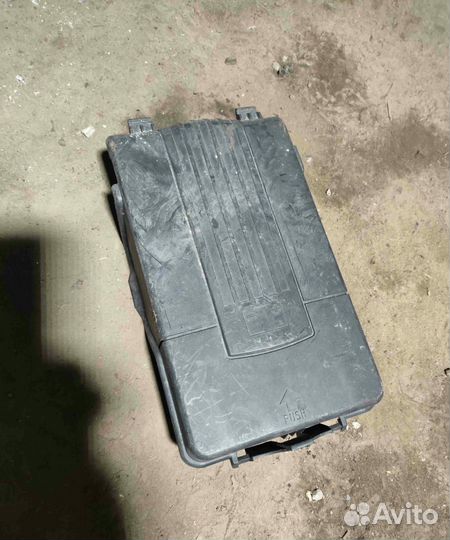 Кронштейн топливного фильтра volkswagen passat b5 (1996-2001) 1.9 8d0201987