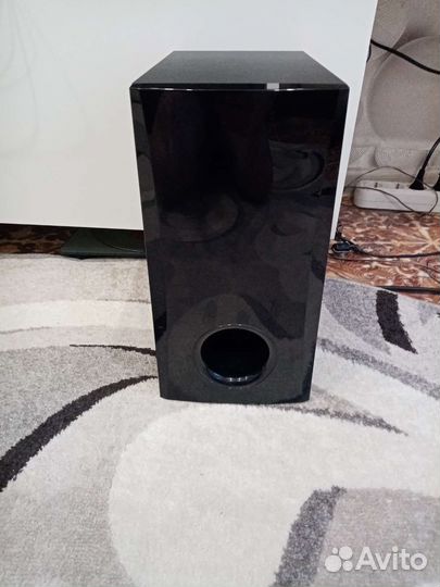 Саундбар lg