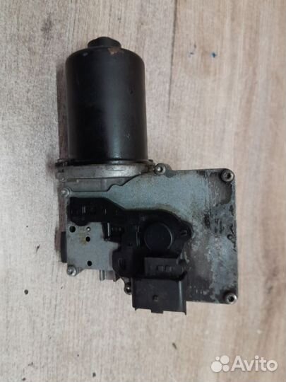 Моторчик стеклоочистителя передний Citroen C4 I (2004—2014)