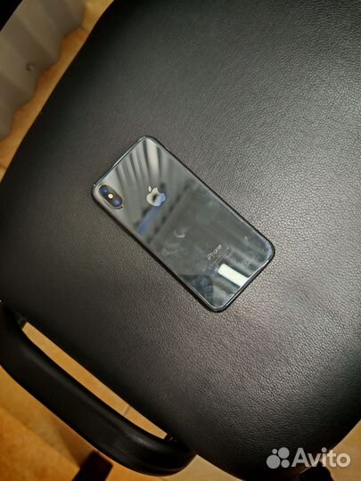 iPhone X, 64 ГБ