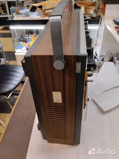 Бобинный магнитофон