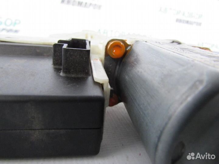 Моторчик стеклоподъемника для Renault Fluence 2010