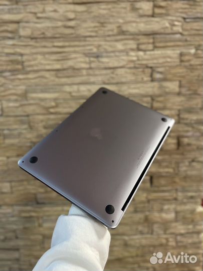 Macbook pro 2017 (акт.2020)