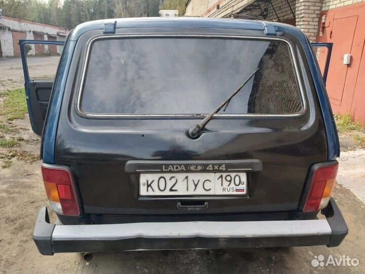 Пластиковая крышка багажника тюнинг нива