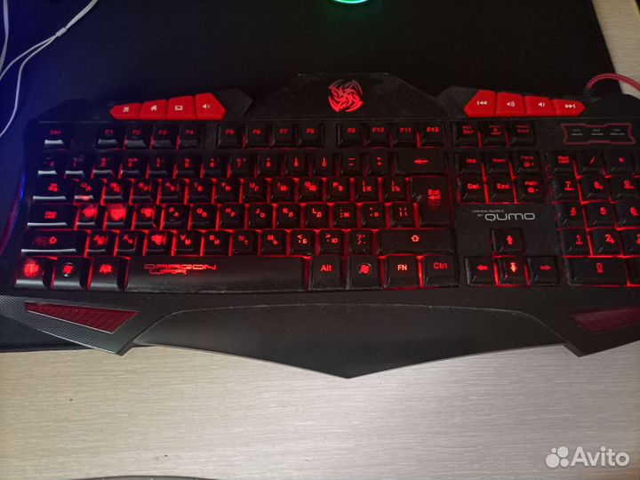 Игровая клавиатура qumo