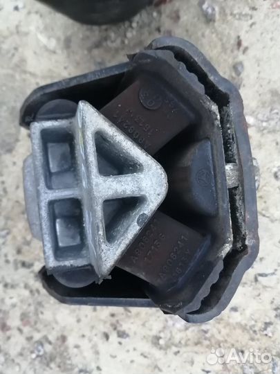 Подушка Двигателя Мерседес Спринтер 906 2.2 дизель