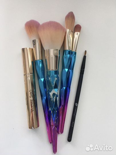 Кисти для макияжа