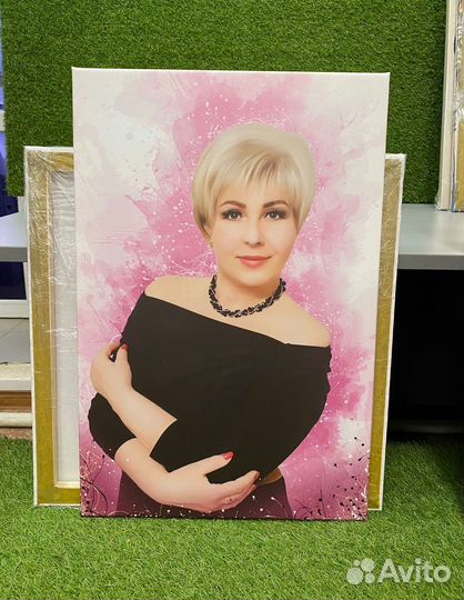 Портрет на холсте