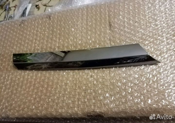 Молдинг решётки мерседес GL 164 A 1648881685 R