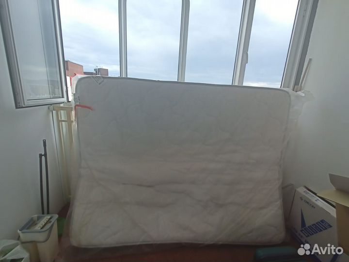 Матрас 160х200 бу
