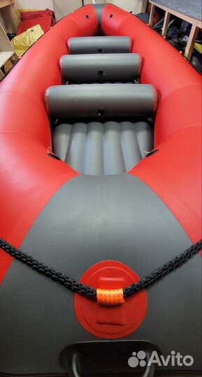 Надувной рафт 