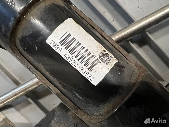 Амортизатор передний левый Lexus Es 7