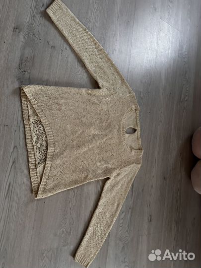 Свитер женский