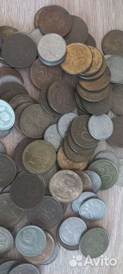 Бумажные деньги СССР и монеты