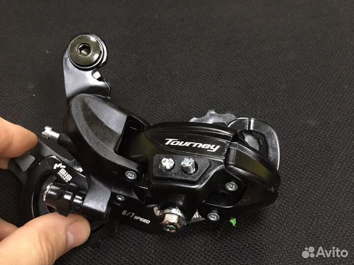 Задний переключатель shimano tourney
