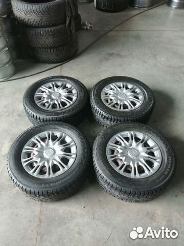 Зимние колёса Nissan 215/65/16 Nokian