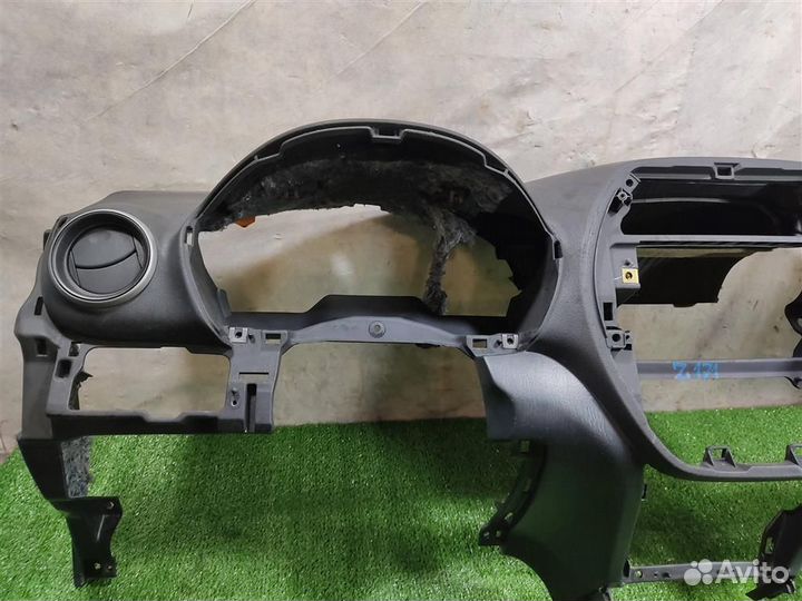 Торпедо Toyota RAV4 A2 2005