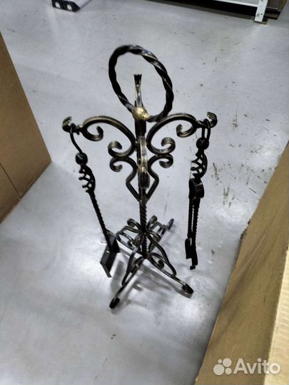 Стойка каминная