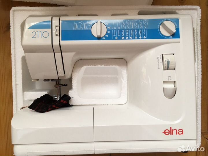 Новая швейная машинка Elna 2110