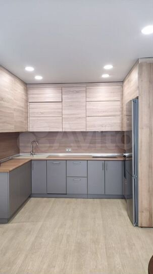 2-к. квартира, 60,8 м², 13/16 эт.