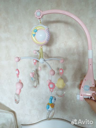 Мобиль на детскую кроватку