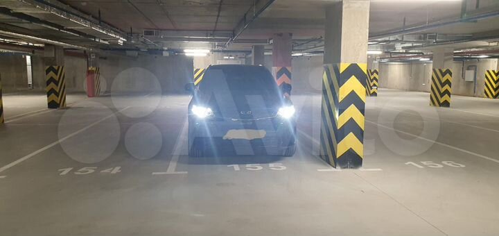 Машиноместо, 13 м²